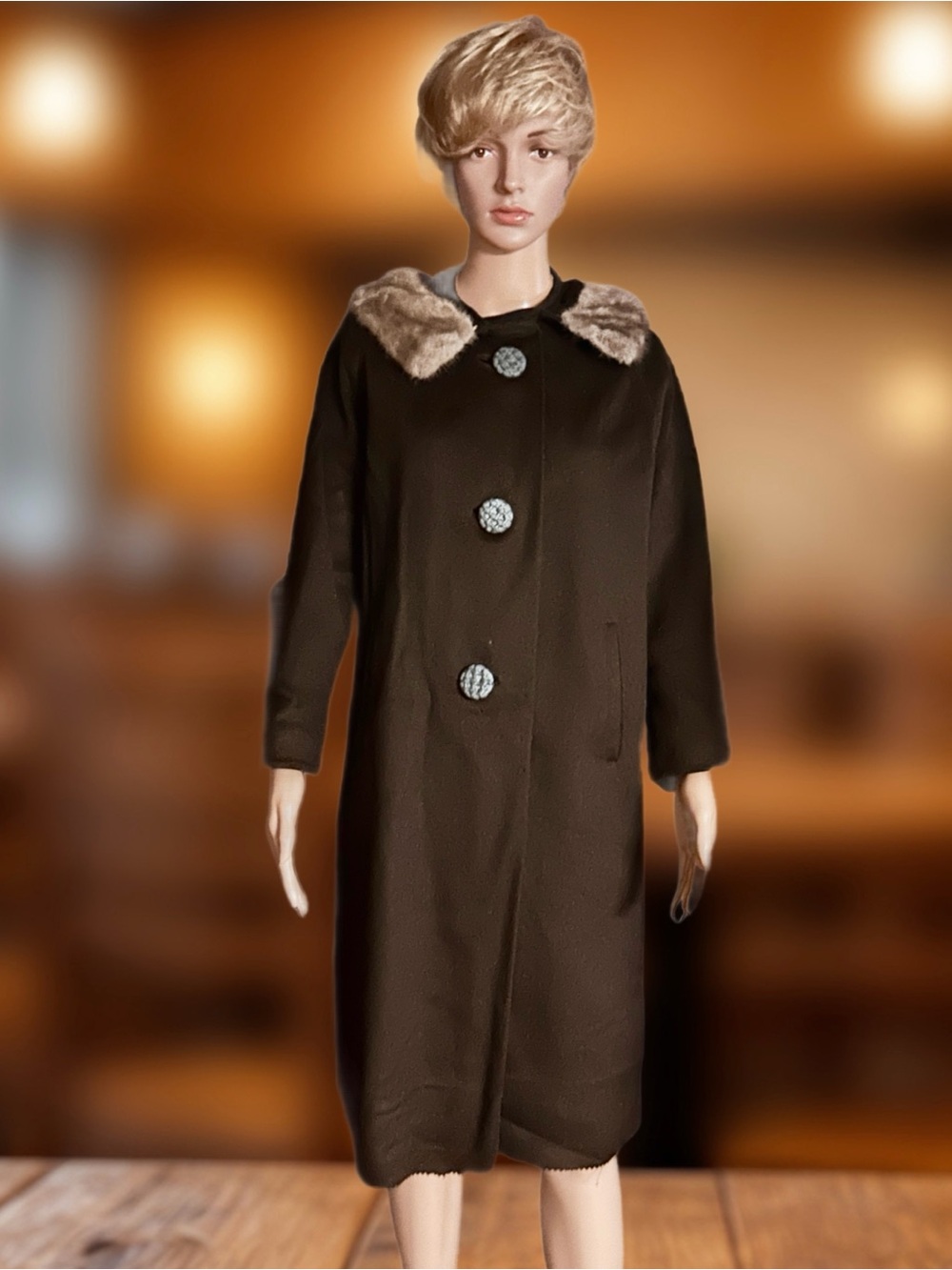 Meltara by Wyandotte ~ Medium ~ Union Made USA ~ Brown Leather Coat W/ Faux Fur